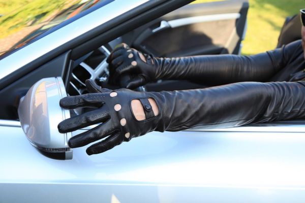 80 cm Autofahrer Lederhandschuhe schulterlang - MICELI - Made in Italy